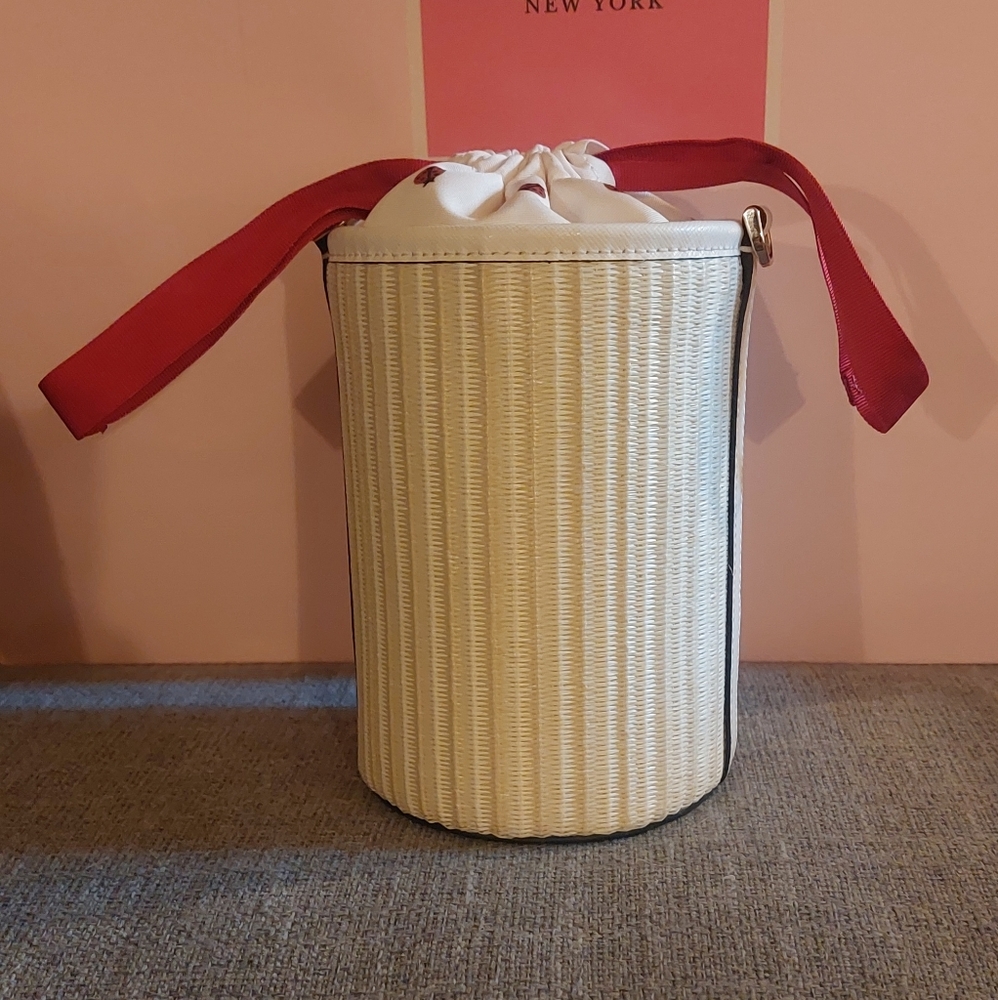 Kate Spade Dottie Embroidered Ladybug Straw Cylinder Crossbody 🐞 - Picture 2 of 9